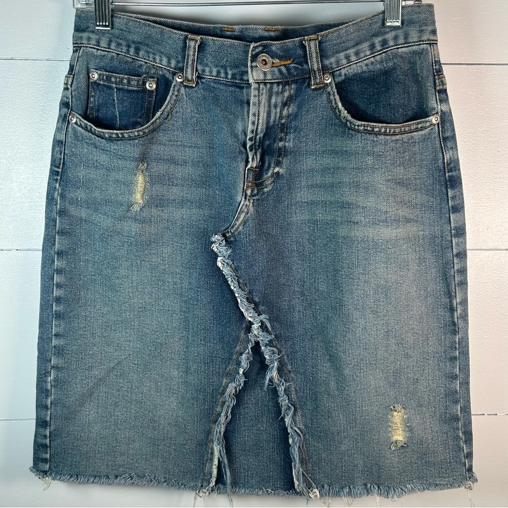 Midi “Raw Deconstructed Textures” Taunt Distressed Frayed Asymmetrical skirt